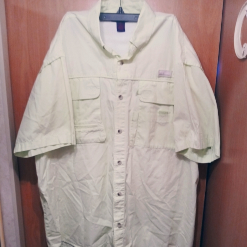 Reel Legends Short Sleeve Fishing Shirt